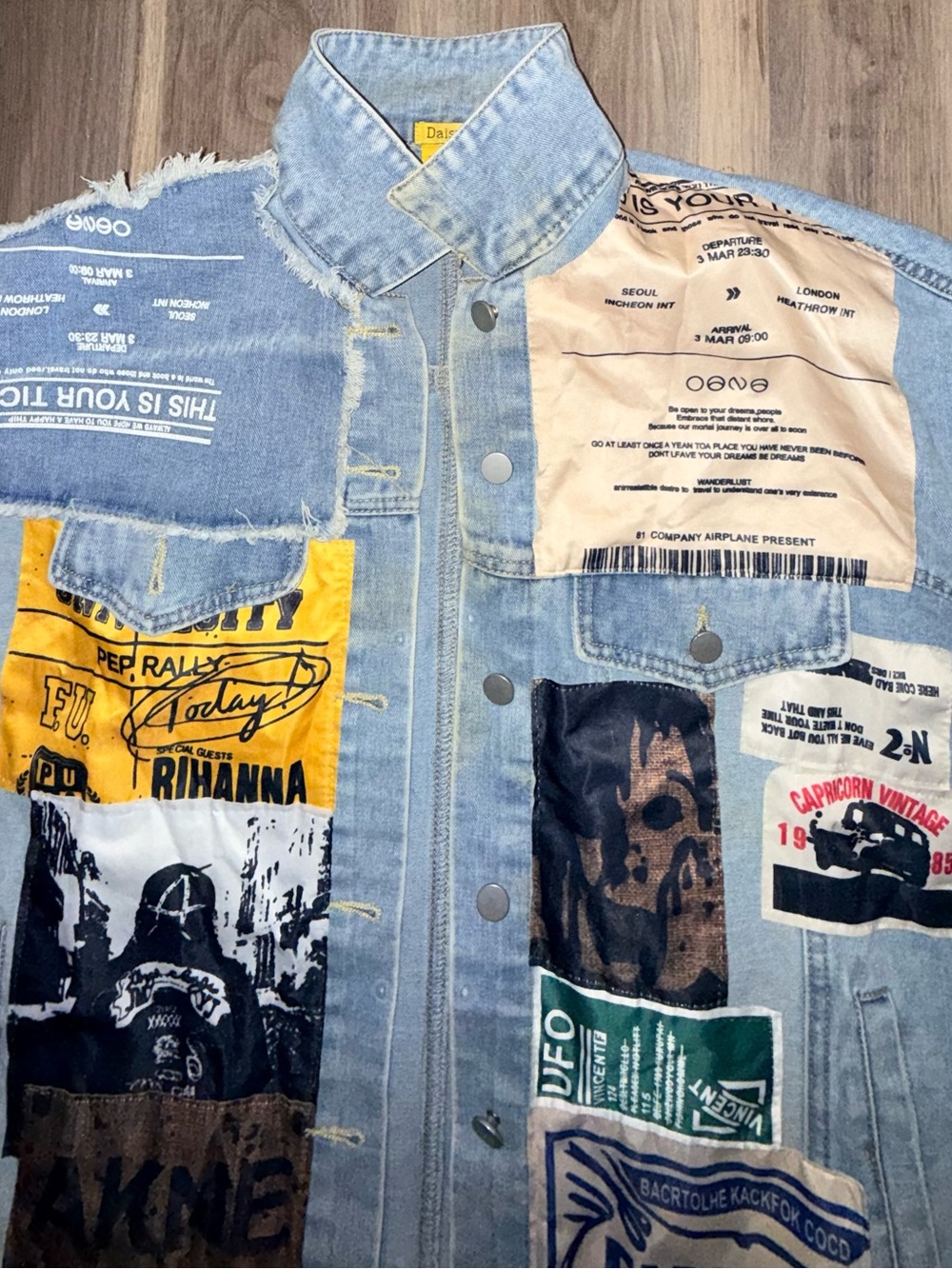 Denim Patchwork Jacket - Light Blue with Multicolor Patches Daisey one of a kind - Picture 7 of 13